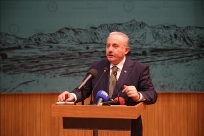 besyo-dan-uc-ogretim-uyesine-basari-odulleri-verildi