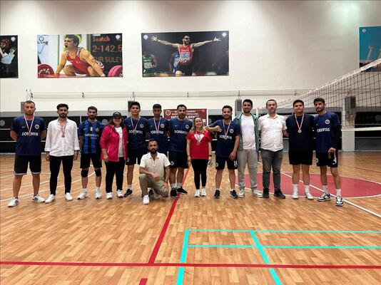 besyo-voleybol-takimimiz-bahar-turnuvasi-nda-ikinci-oldu